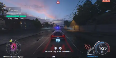 NFS Unbound: ucieczka przed policją, ścigany przez 2 gliniarzy, prędkość 107 mph.
