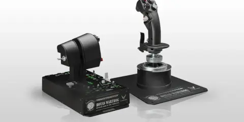 Zestaw HOTAS Warthog: joystick i przepustnica. To jest joystick co to za urządzenie do symulacji lotu.