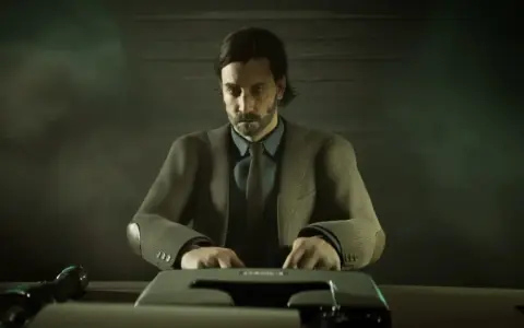 Alan Wake pisze na maszynie, otoczony mroczną mgłą.