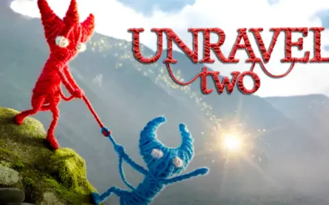 Dwa włóczkowe stworki, czerwony i niebieski, wspinają się po zboczu. Tytuł gry "Unravel Two" widnieje na tle gór.