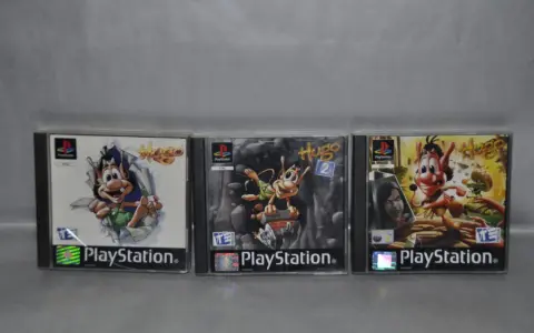 Trzy gry z serii Hugo na PlayStation: Hugo, Hugo 2 i Hugo: Dzielny jak Hugo.