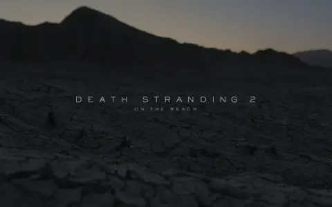 Krajobraz pustynny z napisem "DEATH STRANDING 2 ON THE BEACH". Gra na PC zapowiada się mrocznie.