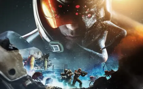 Żołnierze walczą z potworami w mroźnym krajobrazie, podczas gdy gigantyczna postać w hełmie obserwuje ich z góry. To kluczowy moment w grze Phoenix Point.