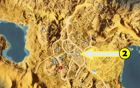 Mapa z gry Assassin's Creed. Żółta strzałka wskazuje cel misji w mieście.