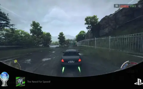 Trofea NFS Unbound zdobyte! Widok z gry na samochód jadący po mokrej drodze, z zielonymi płomieniami z wydechu.