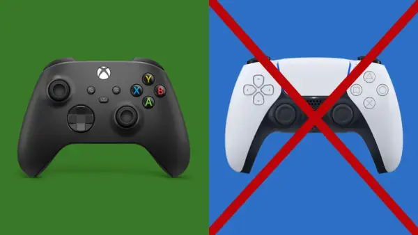 Czarny kontroler Xbox na zielonym tle obok białego kontrolera PlayStation z czerwonym krzyżem. Brak crossplay Xbox PC.
