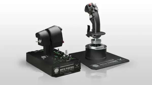 Zestaw HOTAS Warthog: joystick i przepustnica. To jest joystick co to za urządzenie do symulacji lotu.