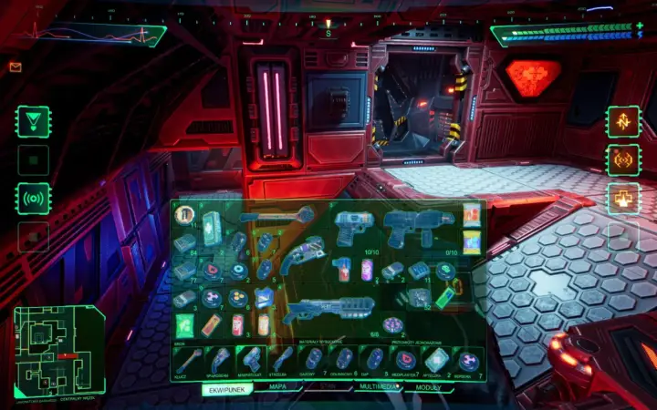 Interfejs gry System Shock 3 z ekwipunkiem: bronie, medykamenty i materiały.
